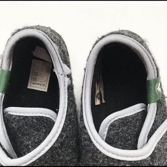 Kamik gray slippers VGUC  size 12 - Picture 6 of 10